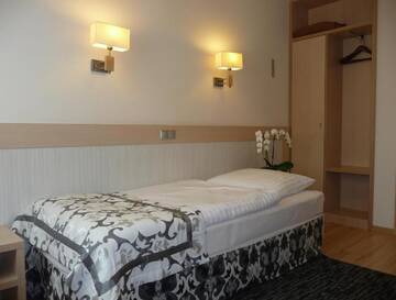 Фото номера Одноместный номер Мотели Restauracja 32 Motel г. Грыфице 3