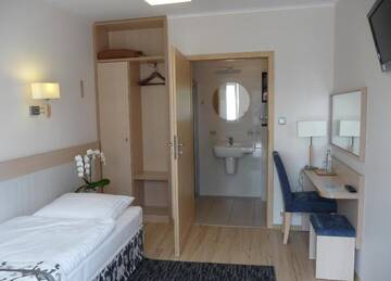 Фото номера Одноместный номер Мотели Restauracja 32 Motel г. Грыфице 5
